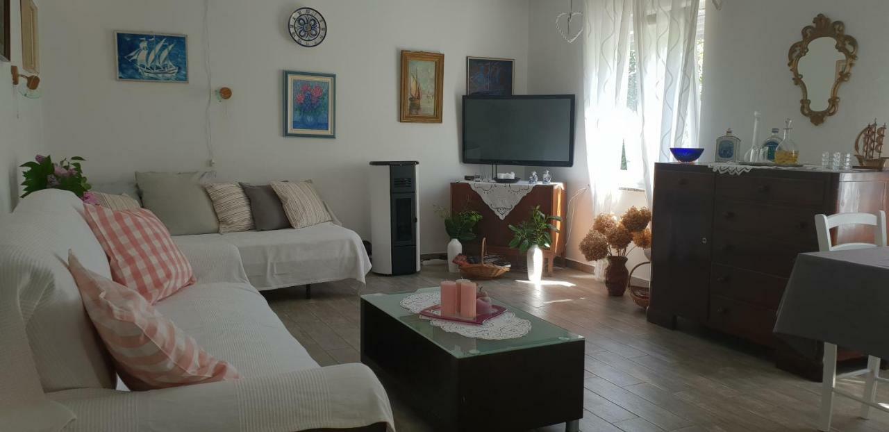 Holiday House Altea Banjole Kültér fotó